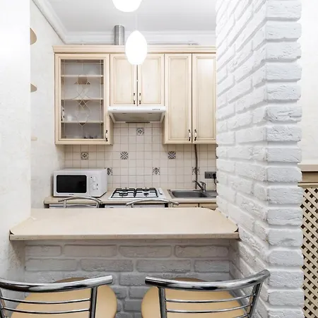Daire Апарт-Готель На Князя Романа 12 Lviv